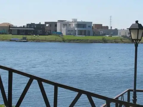 Terreno en Venta de 824,0 m2