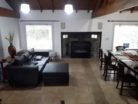 Casa en Venta en Ituzaingo, USD 450.000