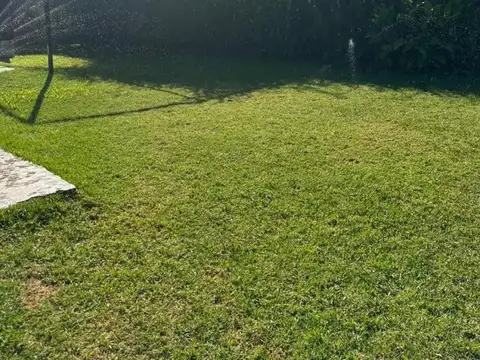 Casa 2 ambientes con 2 baños