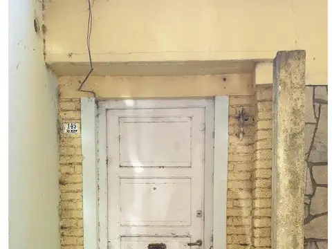 Casa 4 ambientes con 1 baño