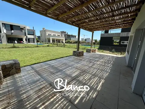 Casa en Venta en Puertos, USD 320.000