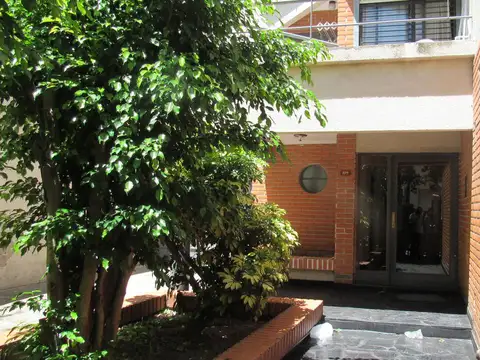 63 e/ 1 y 2 n 320 Piso 3 Dto C