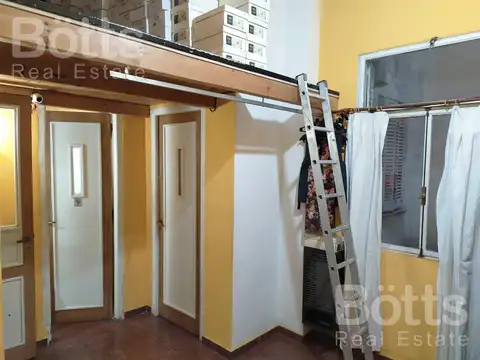 Local en Venta 70 años