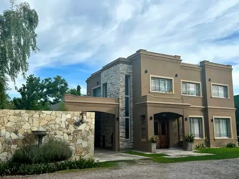 Terreno en Venta de 674000,0 m2