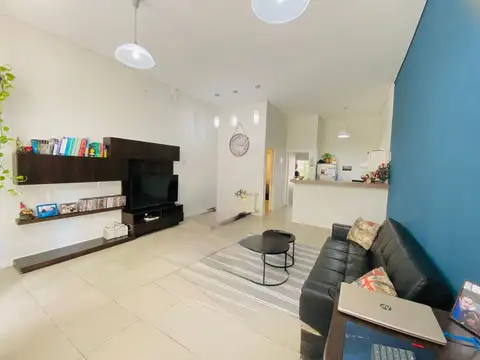 Depto Tipo Casa en Venta 11 años