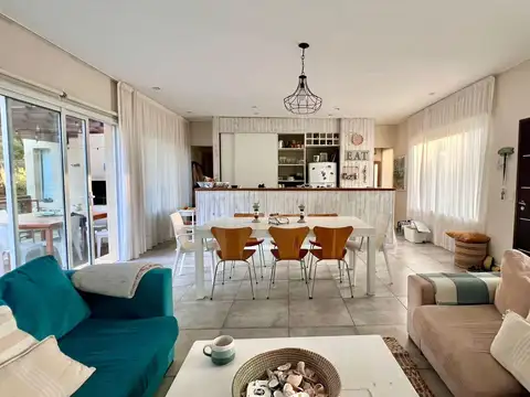 Casa en Alquiler Temporal de 4 dormitorios