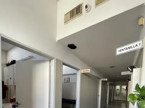 Local en Venta 40 años