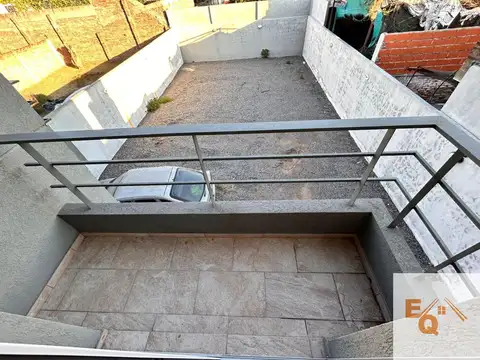 Departamento en Alquiler con 1 cocheras