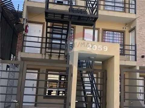 Depto Tipo Casa en Venta de 3 ambientes