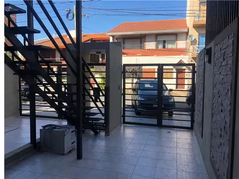 Depto Tipo Casa en Venta en San Justo, USD 68.000