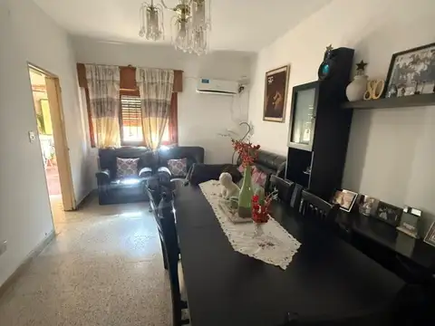 VENTA CASA + DEPTO B° SAN VICENTE