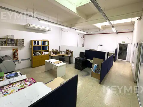 Galpon en Venta 43  mts Fondo