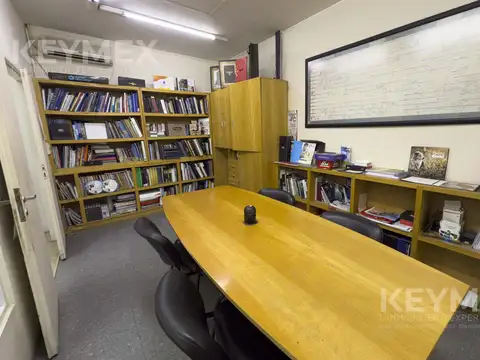 William C. Morris al 1000