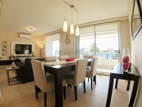 CASTELLI, Mayor Pedro 400, Piso 3