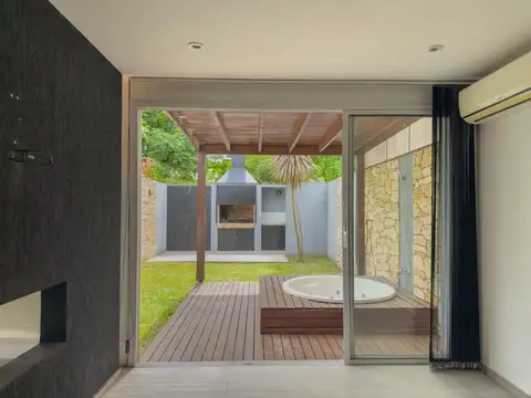 Casa en Alquiler de 3 dormitorios