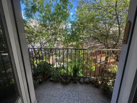 VENTA DEPARTAMENTO 3 AMBIENTES CON BALCÓN Y HABITACIÓN DE SERVICIO AL FRENTE EN ALMAGRO