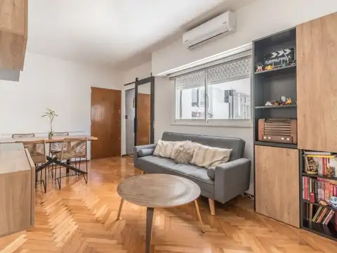 2 Ambientes. Refaccionado. Luminoso. Bajas expensas. Caballito.