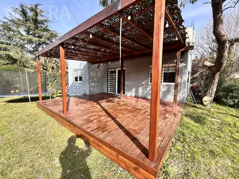 Casa 2 ambientes con 1 baño