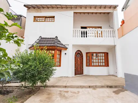 Casa en dos plantas 6 AMB en Ciudad Madero en venta