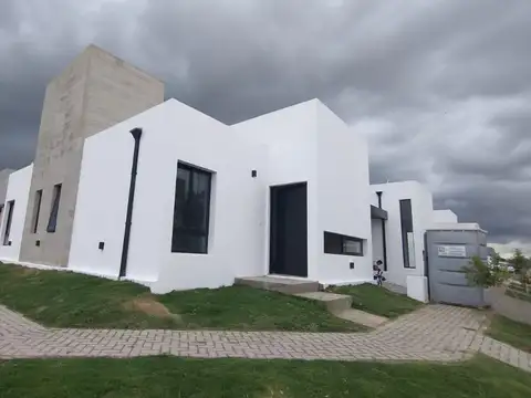 VENTA DUPLEX SAN IGNACIO VILLAGE