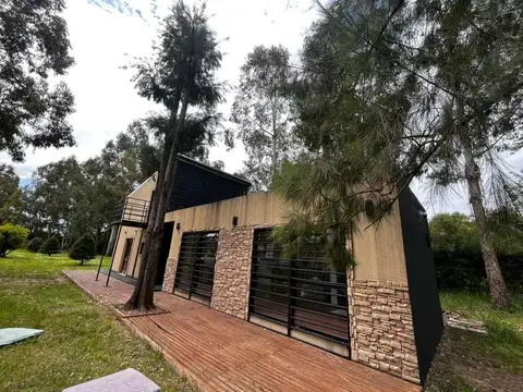 Diagonal 433 esquina 210