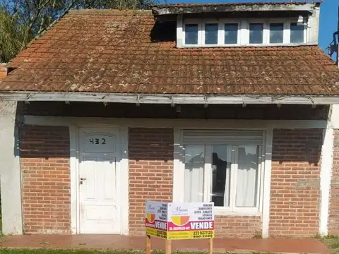 Casa tres ambientes en Frente Mar