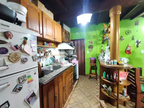 Casa 3 ambientes con 1 baño
