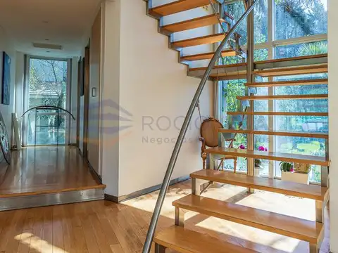 Casa 6 ambientes con 6 baños