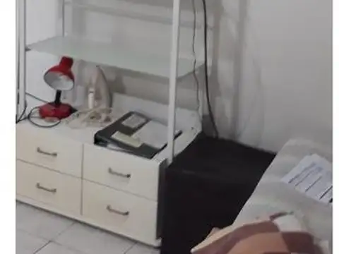 Alquilo Temporario en Almagro . Amplio Departamento de 2 Ambientes, al frente. 2 PAX