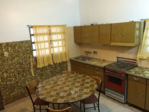 Depto Tipo Casa en Venta con 1 cocheras