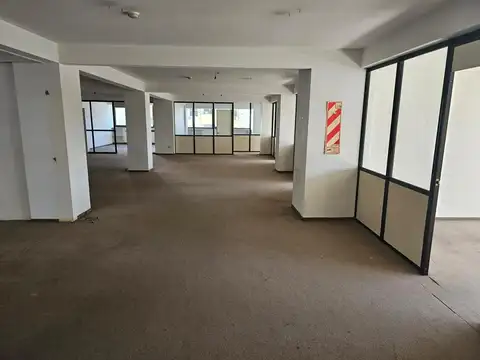 Oficina en Alquiler de 730 m2 - En Microcentro