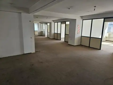 Av. Corrientes 800, Piso 7