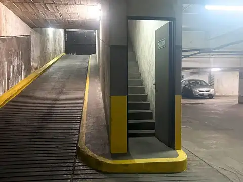 Virrey del Pino 2400