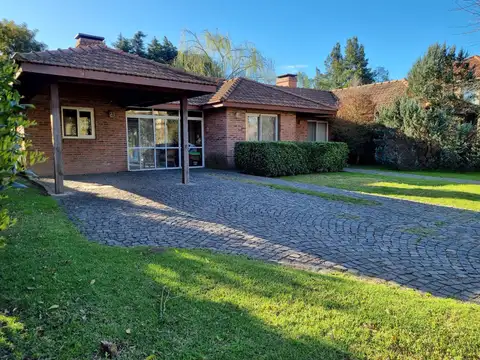 Casa en Alquiler de 3 dormitorios