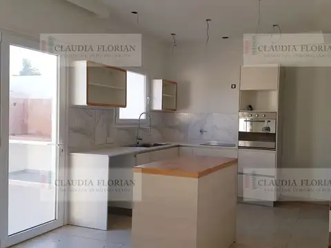 Casa - Venta - Argentina, San Miguel - Gustavo Flaubert 1300