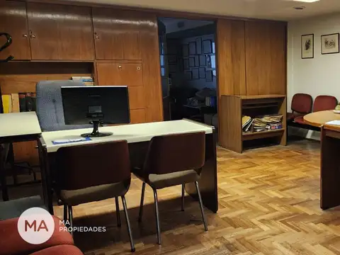 Oficina en Alquiler en Centro, $ 250.000