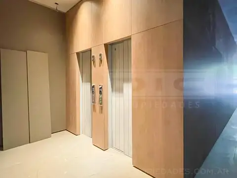 Oficina en Alquiler en Olivos Maipu/Uzal, USD 3.000