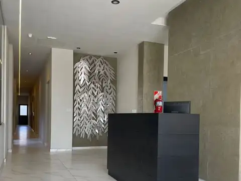 Avda. Mate de Luna 2100