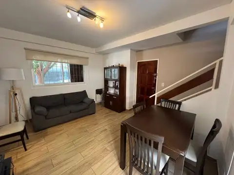 Depto Tipo Casa en Venta de 2 dormitorios