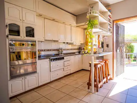 SE VENDE CASA EN DORREGO APTA CREDITO HIPOTECARIO