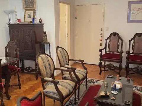 Charcas 2700, Piso 1