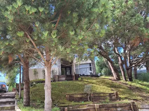 Casa en Alquiler de 3 dormitorios