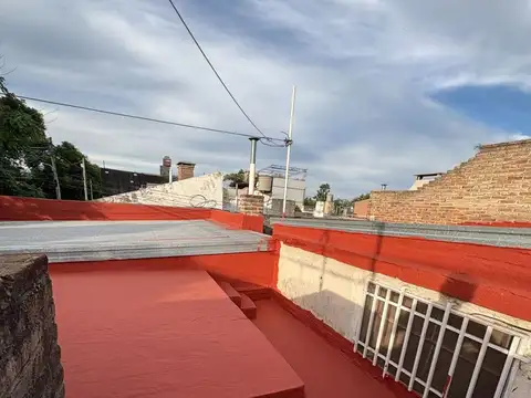 Casa en Alquiler con 1 cochera