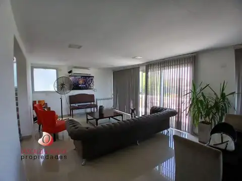 Casa 3 ambientes con 3 baños