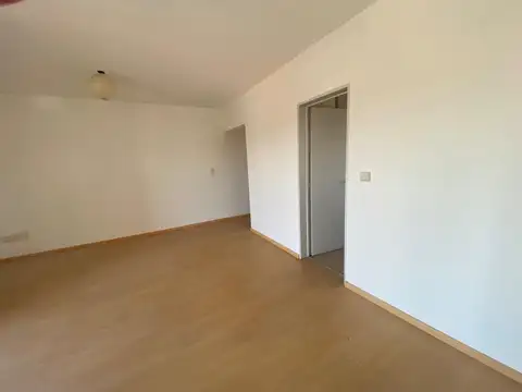 Departamento en Venta en Campana, USD 110.000