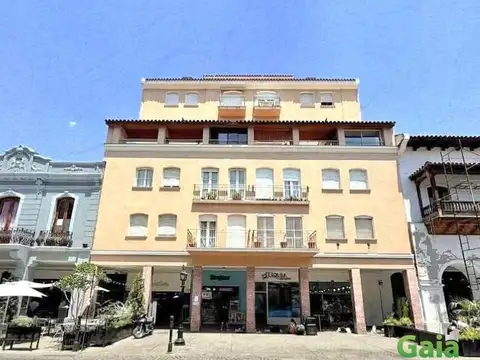 Departamento en Venta Frente a Plaza 9 de Julio 
