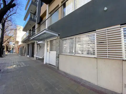 Avenida 38 entre 11 y 12 800