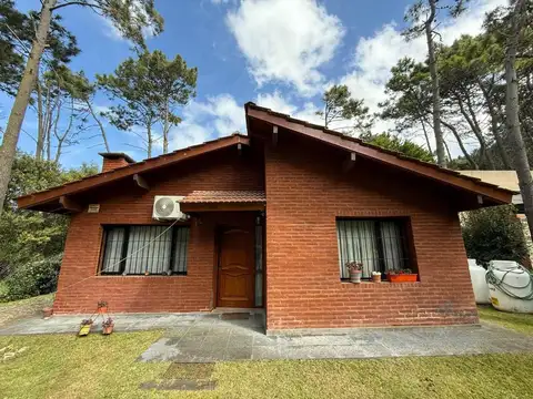 Casa en Venta en Mar De Las Pampas, USD 180.000