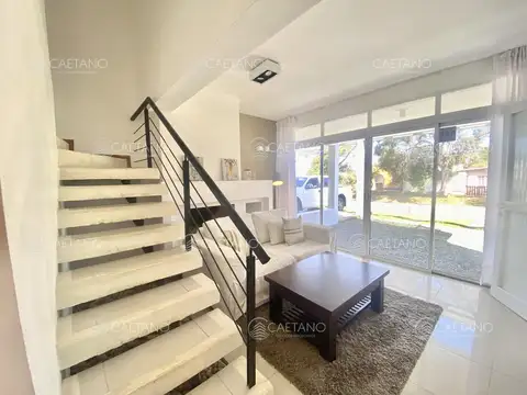 Alquiler temporal Duplex a pasos de Bikini Beach Manantiales