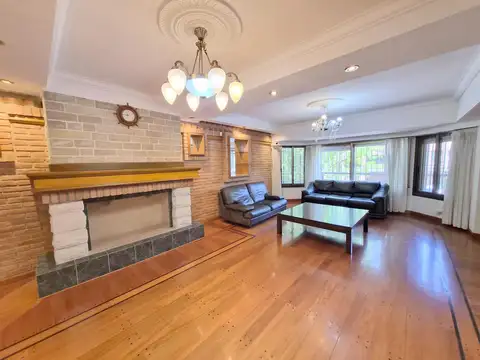 Casa en Alquiler en Martinez Vias / Libertador, USD 4.800